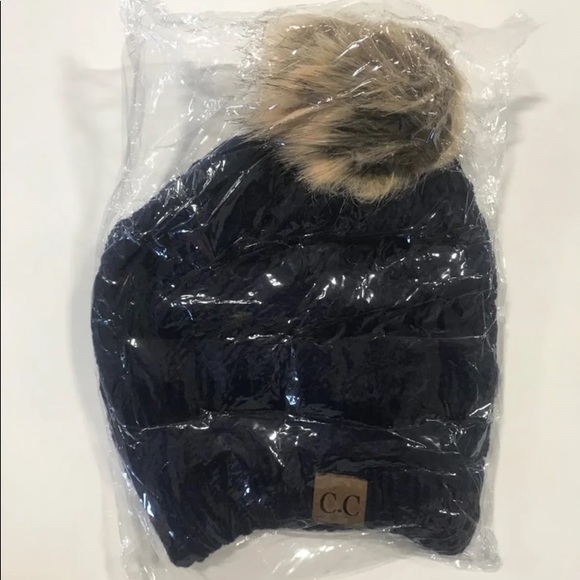 CC POM POM STYLE BEANIE! - Picture 4 of 4